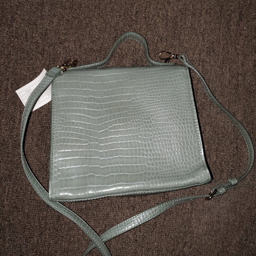2 purses - Picture 2 of 6